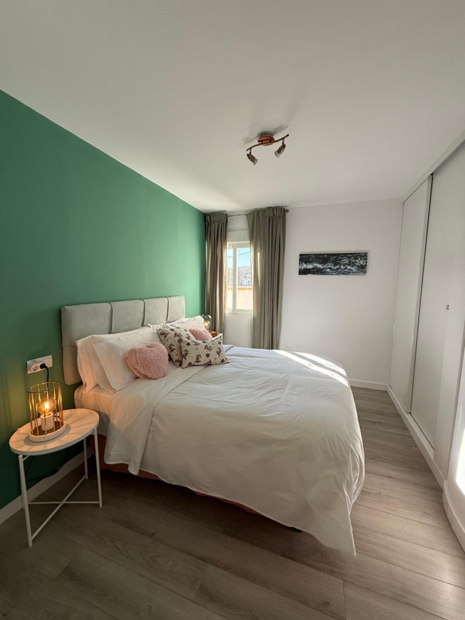 Petite Penthouse With The Sunniest Terrace In Valencia Valência Exterior foto